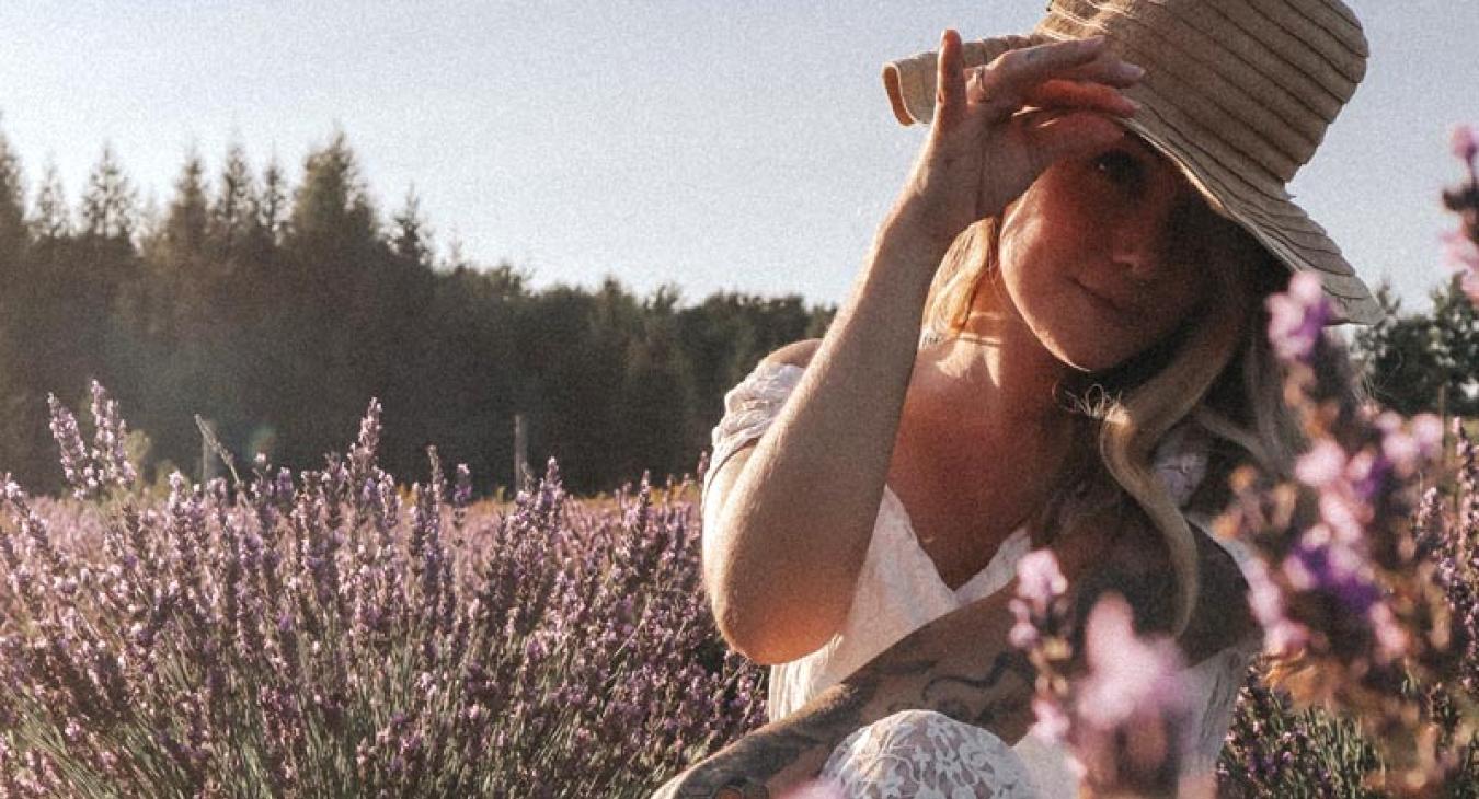 girl in lavender